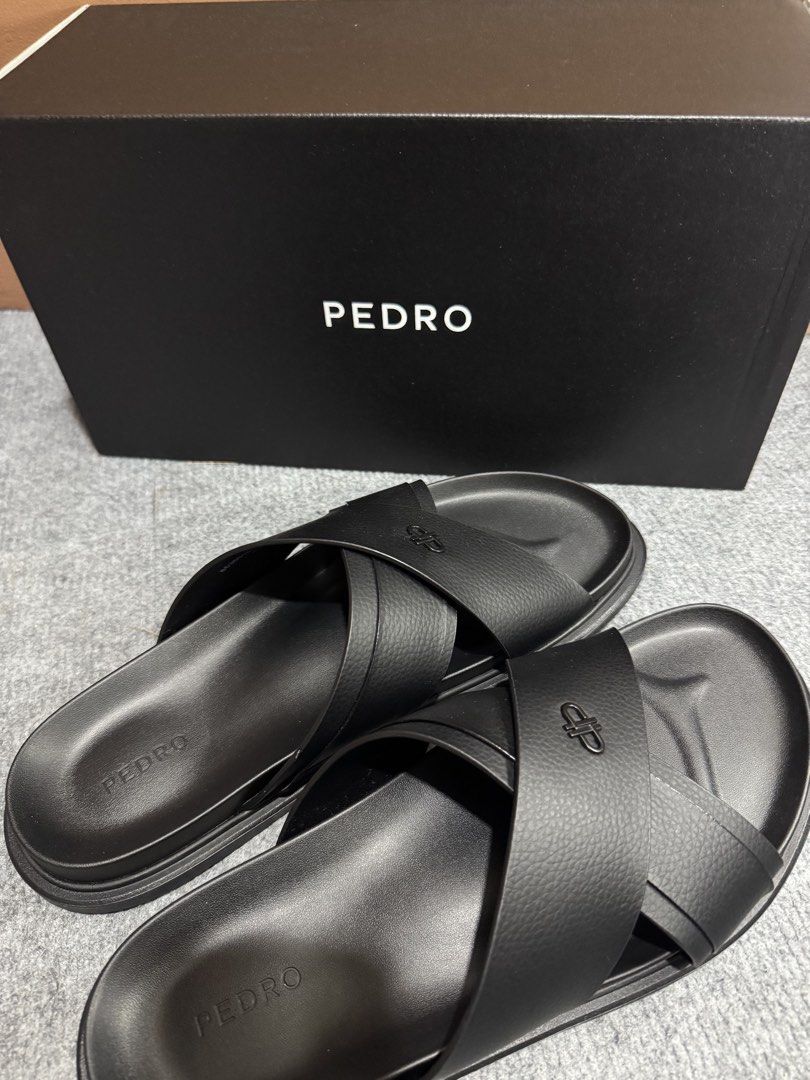 Pedro Slipper (Category: Slippers & Slides) located in Quezon City. Submitted by aldrinabana (Listing ID 1468293862, Image 1). Description: Pedro Slipper Original with Orig Receipt Bought from SM Moa Meet-ups can be possible.