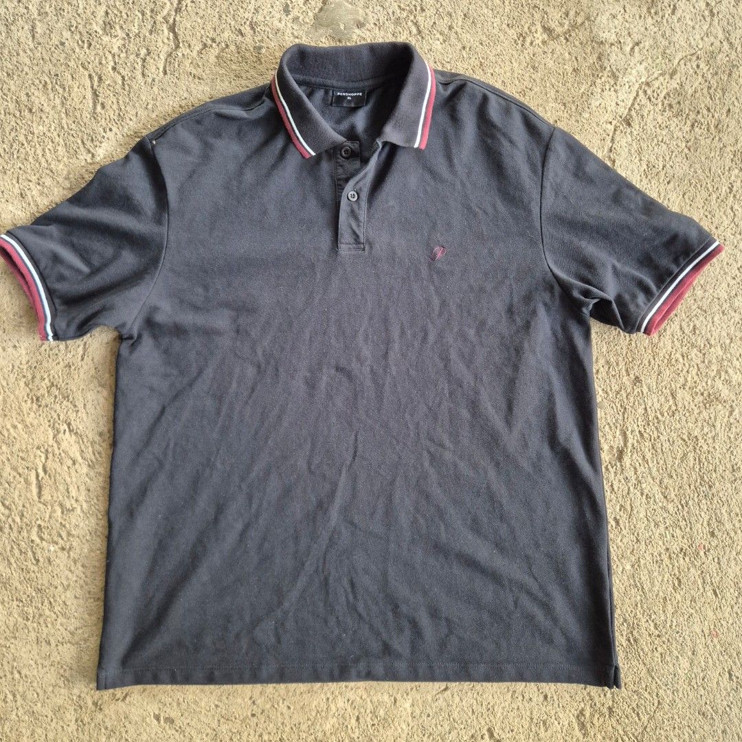 Penshoppe Classic Black Polo (Category: Tshirts & Polo Shirts ) located in General Santos City (Dadiangas). Submitted by madeby.ryb (Listing ID 1468451540, Image 1). Description: •Never worn💯 •Timeless black × Tipped collar & cuffs •size: 23W × 27L — XL •Fresh & ready to wear.