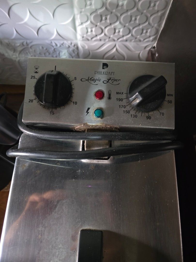Philcraft 3L Deep Fryer (Category: Fryers) located in Manila. Submitted by bunbun2026 (Listing ID 1468499349, Image 2). Description: For Pickup Only Tanauan Batangas.