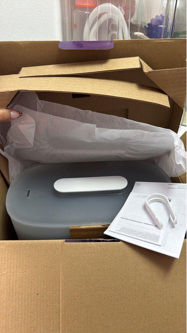 Philips Avent Premium Bottle Steriliser and Dryer (Category: Breastfeeding & Bottle Feeding) located in Manila. Submitted by franecine (Listing ID 1468457840, Image 2). Description: - Brand: Philips Avent Premium Bottle Steriliser and Dryer - Condition: Brand new, unopened box with original packing paper intact - Germ Protection: Kills 99.9% of harmful germs - Fast & Efficient: Sterilises and dries in just 40 minutes - Long-Lasting: Keeps content