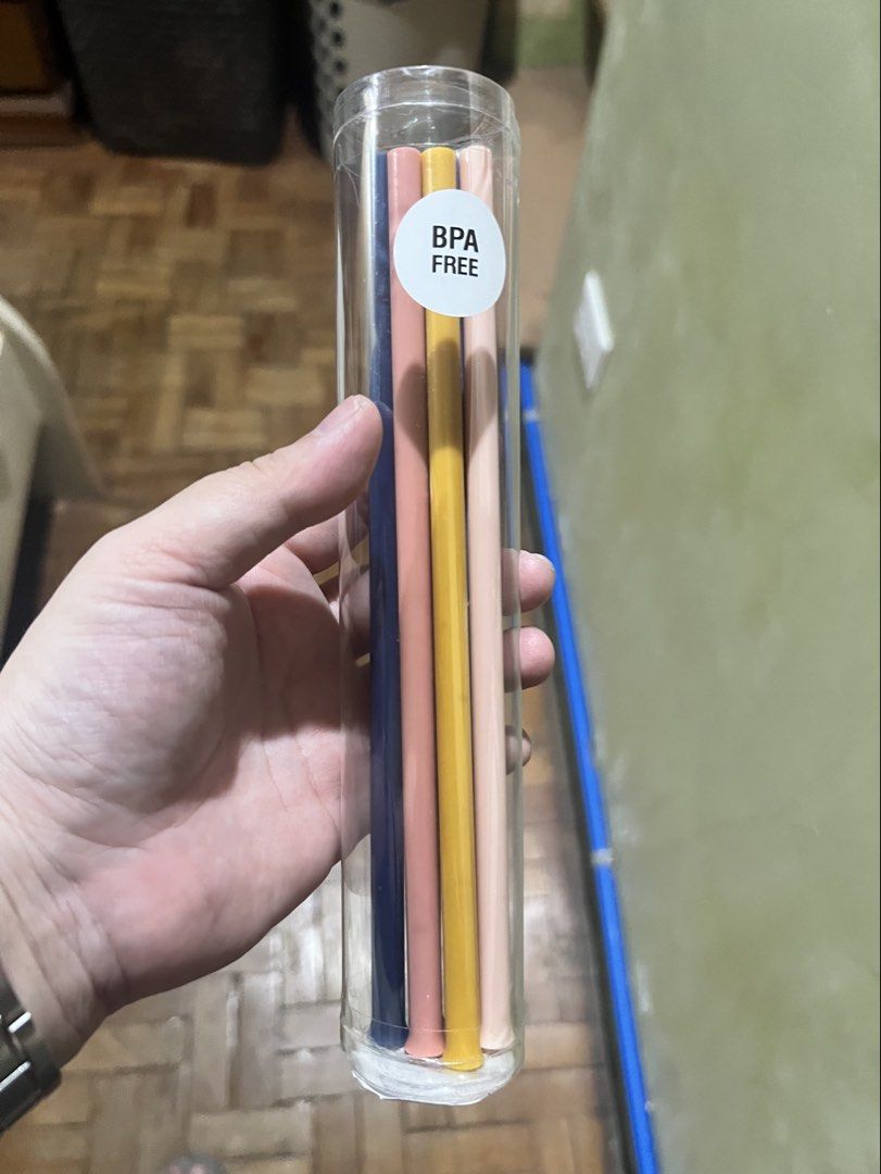 Pillowfort straws 🇺🇸 (Category: Coffee & Tea Tableware) located in Paranaque City. Submitted by arianem031087 (Listing ID 1468378708, Image 1). Description: .