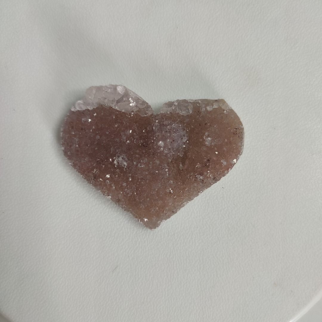 Pink Amethyst Druzy Heart (Category: Precious Stones) located in Taguig. Submitted by joyofcrystals (Listing ID 1468333013, Image 1). Description: 🌸 Benefits & Energy Emotional Healing & Comfort: Pink Amethyst is known to promote inner peace, soothe anxiety, and fill your space with gentle heart energy. 🌸 Higher Guidance & Intuition: Helps connect the Heart Chakra with the Crown Chakra, encouraging trust, clarity, and self-love. 🌸 High-Vibe De