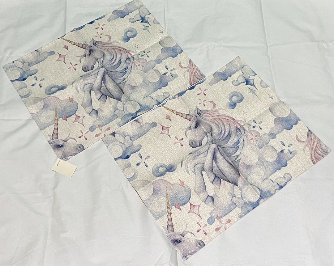 Placemat Table (Category: Table Linen & Textiles) located in Cebu City. Submitted by mifinity (Listing ID 1468409270, Image 2). Description: Brand New Placemat Table✨ A little detail that makes every meal feel special. The perfect place for everyday gatherings.🍽️💚 Happy Shopping🛍️.