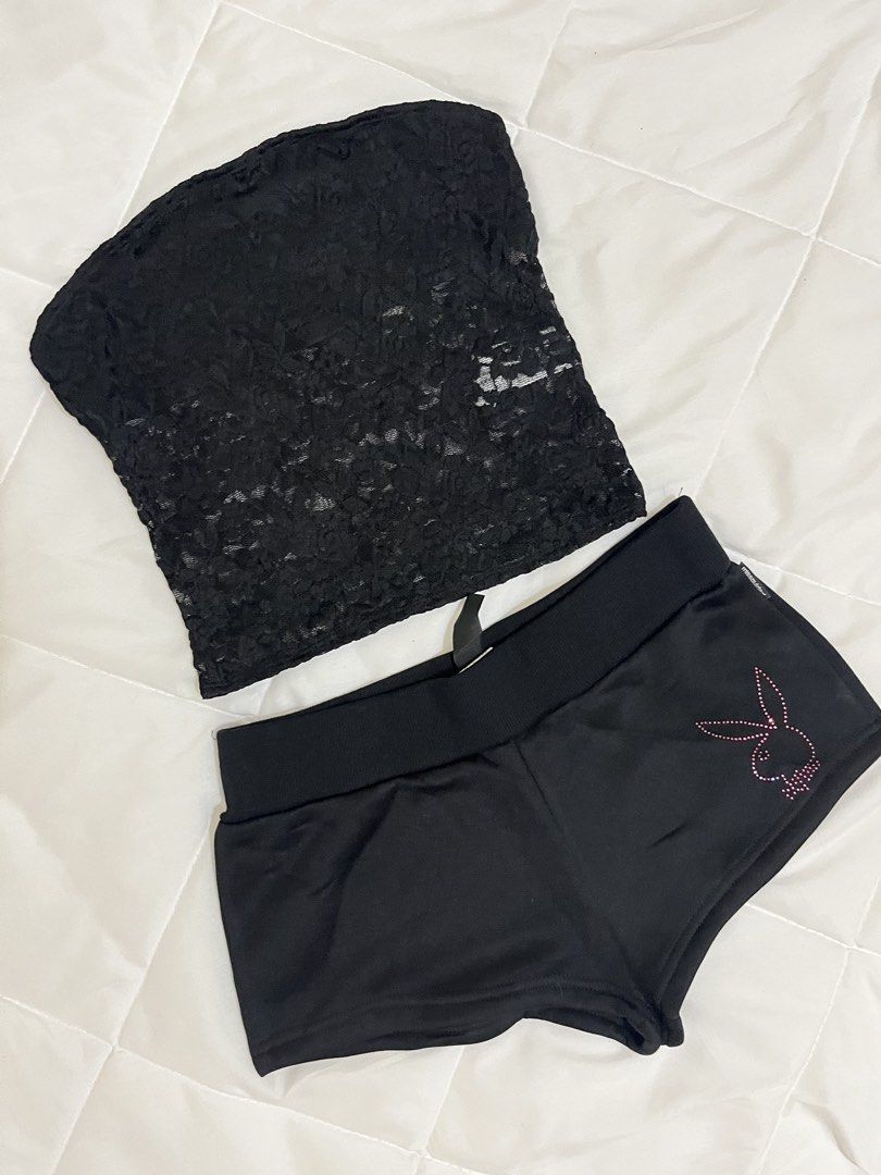 Playboy Short Set Tube Top (Category: Shorts) located in Marikina City. Submitted by eloxade.ee (Listing ID 1468453297, Image 3). Description: 🪞s-m short 25-26 🏷️ mine 300 10/10! .