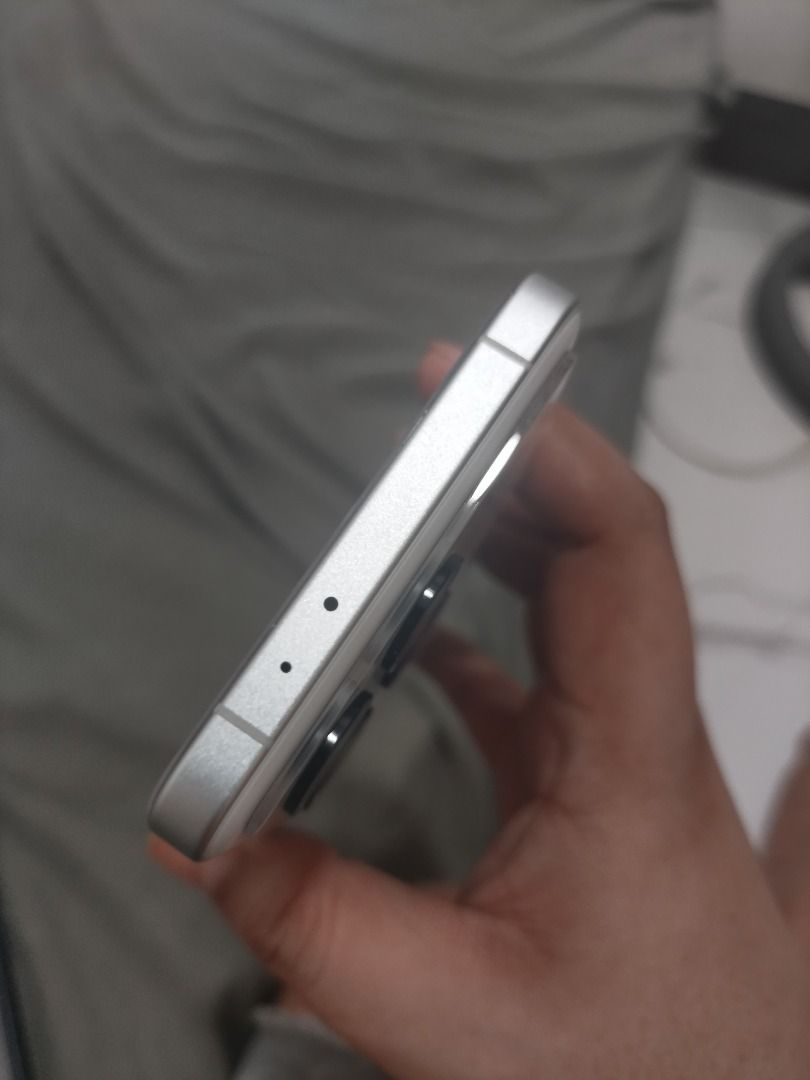 Poco f6 pro white 256gb unit only (Category: Android Others) located in Calamba. Submitted by alynsj (Listing ID 1468345489, Image 2). Description: No issue No repair Unit only Slightly used No dents Mert ups calamba Shipping via llamove or LBC .