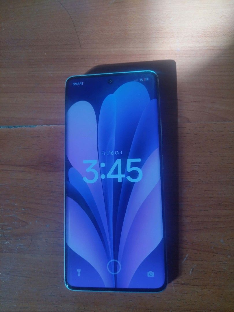 POCO M8 5G (Category: Xiaomi) located in Manila. Submitted by swiftpenguin223 (Listing ID 1468393706, Image 3). Description: 8/256 no scratches or dents, minor dirt marks comes with everything in pic 97%bh cash meetup only around qc.