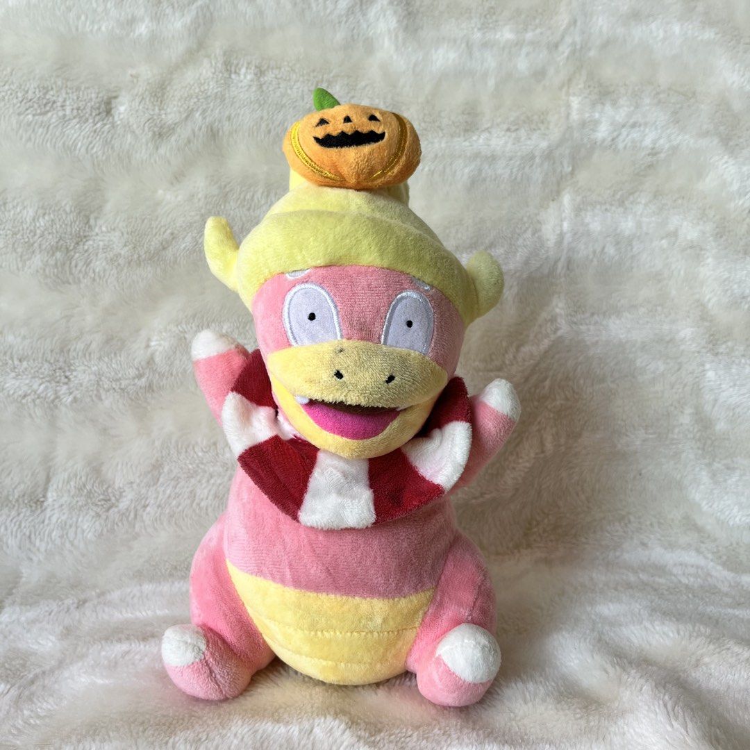 Pokemon Slowking (Category: Plushies & Soft Toys) located in Samal. Submitted by thatsodd (Listing ID 1468440762, Image 1). Description: .