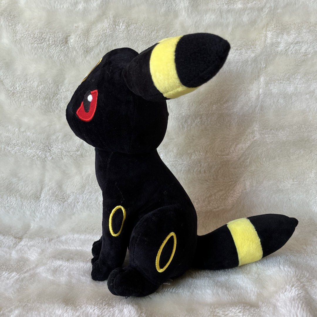 Pokemon Umbreon (Category: Plushies & Soft Toys) located in Samal. Submitted by thatsodd (Listing ID 1468439852, Image 2). Description: .