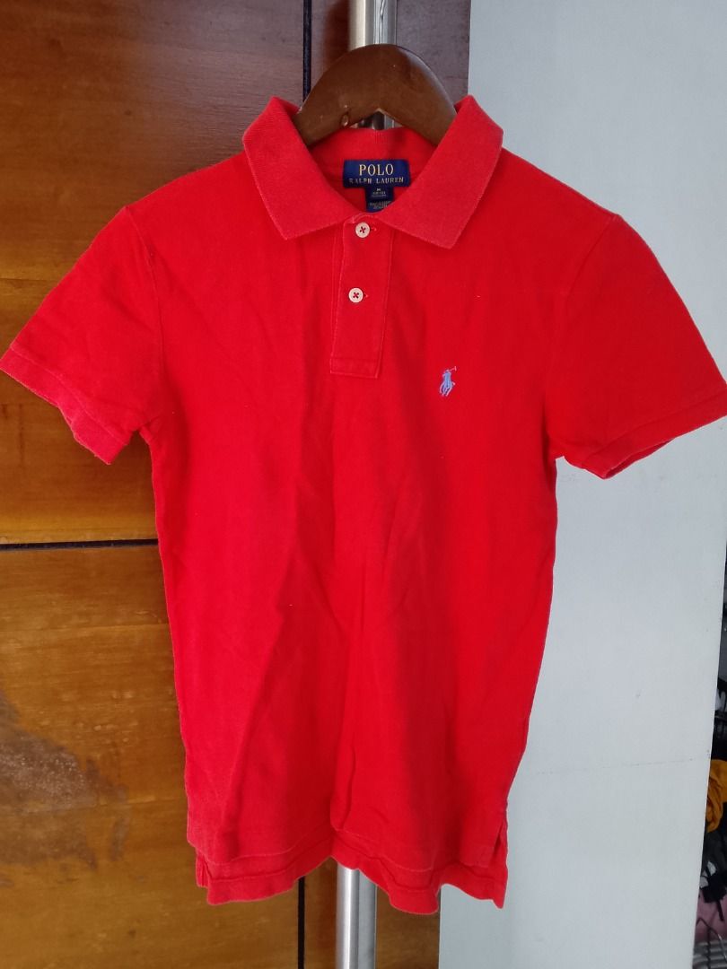 Polo shirts (Category: Tshirts & Polo Shirts ) located in Quezon City. Submitted by kema2191 (Listing ID 1466015831, Image 3). Description: 10 PCs polo shirts Mix brands Small to medium sizes.