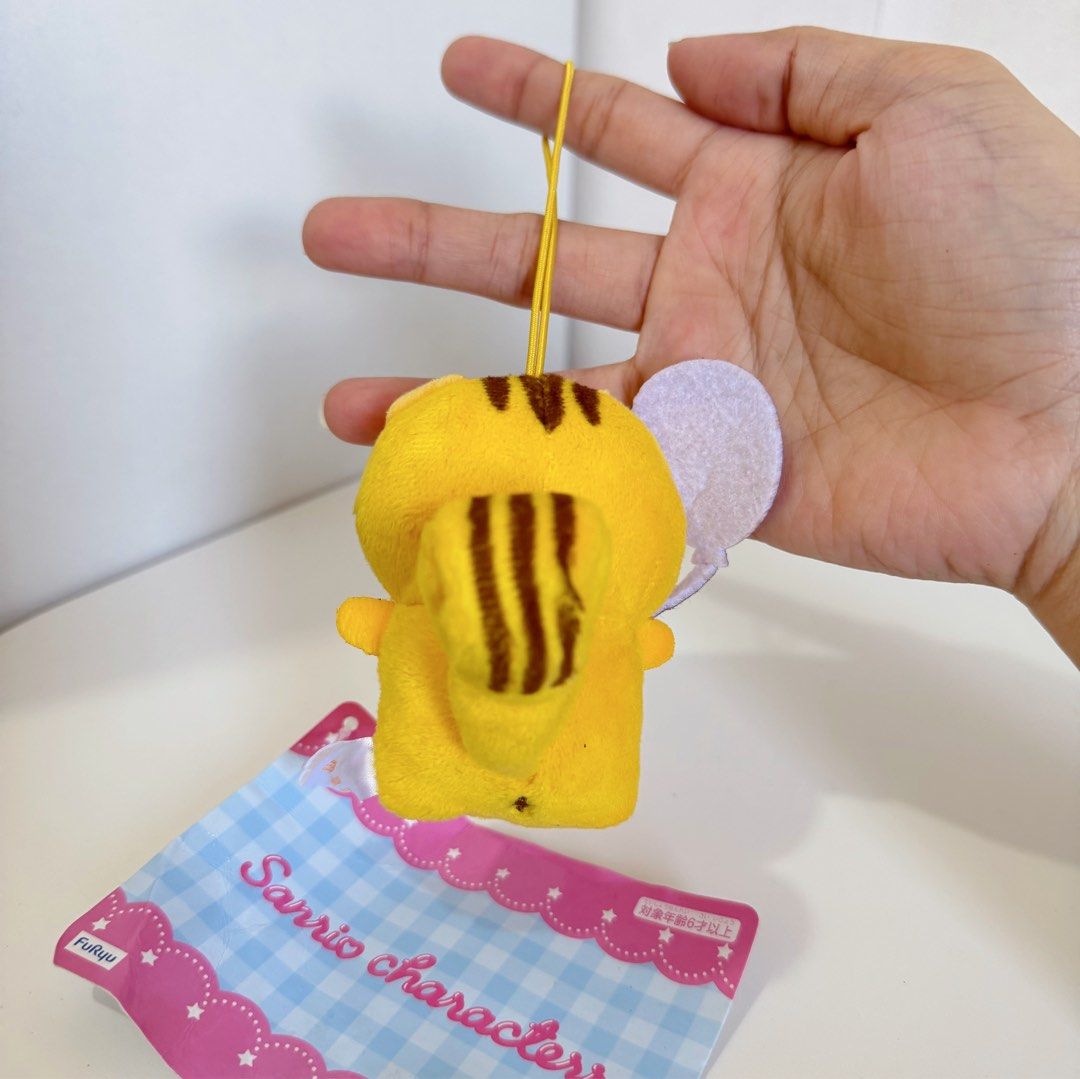 Pompompurin’s Friend “BAGEL” Sanrio charm (Category: Plushies & Soft Toys) located in Manila. Submitted by ashyyel_ (Listing ID 1468479850, Image 2). Description: .