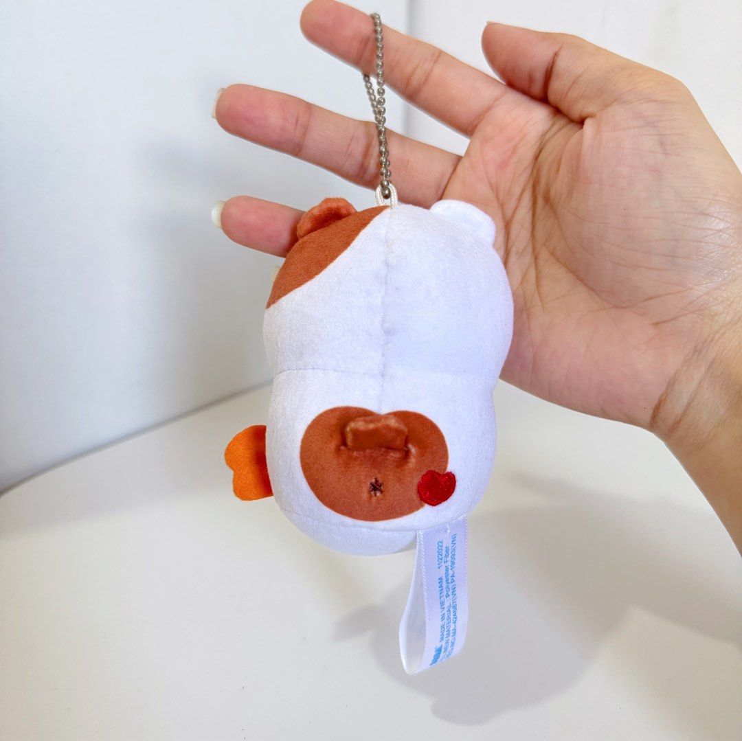 Pompompurin’s friend “MUFFIN” Sanrio Charm (Category: Plushies & Soft Toys) located in Manila. Submitted by ashyyel_ (Listing ID 1468479836, Image 2). Description: .