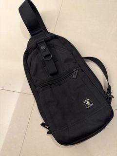 由 monkey_yet (刊登 ID 1468436730，圖片 1) 提交，位於 的 (類別：)，說明：。