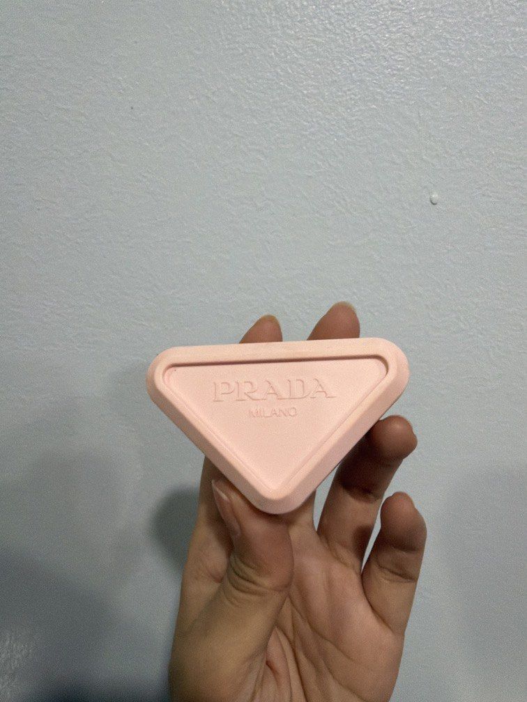 Prada blush BOW (Category: Makeup) located in Quezon City. Submitted by destashingmycloset (Listing ID 1468305826, Image 2). Description: .