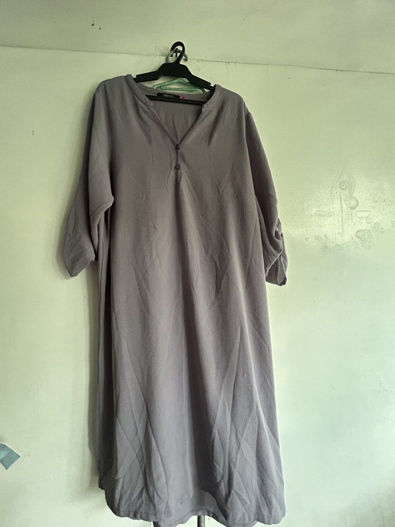 Pre Loved / slightly used (Category: Dresses) located in Quezon City. Submitted by lie_pi. (Listing ID 1468296176, Image 2). Description: .