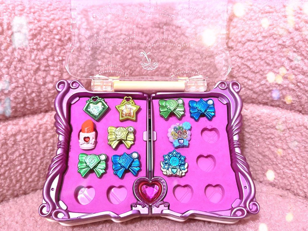 Precure Legendary Trunk with Charms (Category: Kids Toys) located in Adams. Submitted by precurekaei (Listing ID 1468399672, Image 2). Description: AS IS WYSIWYG with minor yellowing.
