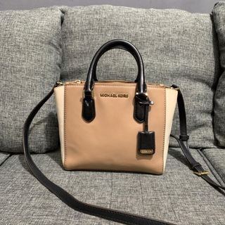 (Kategori: ) berada di . Dikirim oleh preloveddevis (ID iklan 1468391122, Gambar 1). Deskripsi: .