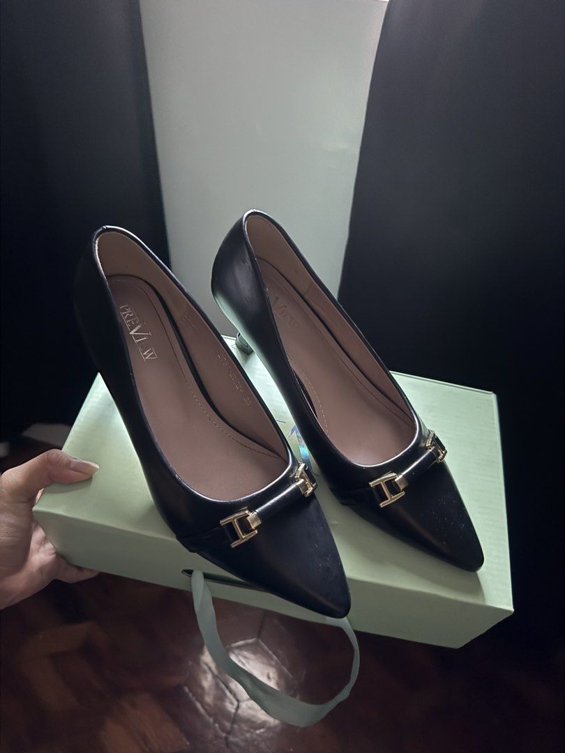 Preview Black Pointed Toe Heels Size 36 (Category: Heels) located in Subic. Submitted by juls_mp (Listing ID 1468369965, Image 1). Description: - Brand: Preview - Style: Black pointed-toe heels with gold hardware detail - Size: 36 - Condition: Like new, used once (graduation lang nagamit) - Inclusions: Original box from SM Store.