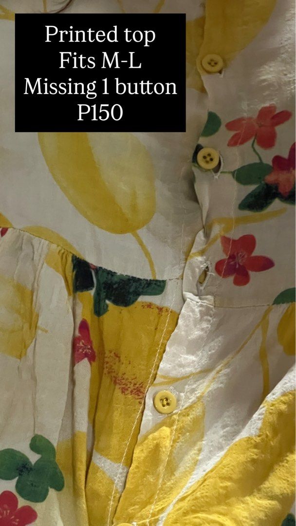 Printed top (Category: Blouses) located in Cebu City. Submitted by fromreggg (Listing ID 1468321326, Image 3). Description: Printed top Fits M-L Missing 1 button P150 .