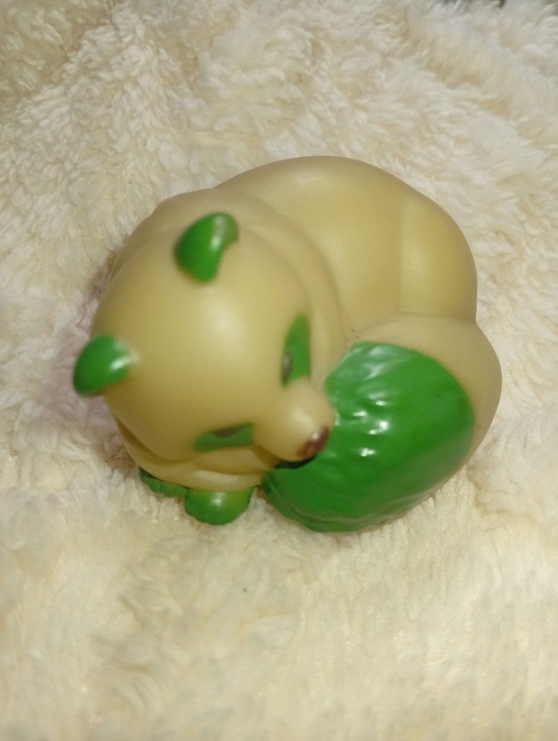 Puchi Sleeping on a Green Fruit Daifuku (Mochi) (Category: Figurines & Statues) located in Tarlac. Submitted by kaizer_shaunne (Listing ID 1468431904, Image 1). Description: Puchi Sleeping on a Green Fruit Daifuku (Mochi) Brand: iBloom (株式会社ブルーム) Model/Series: Fuwamochi Marmo Mochi / Animal Character Daifuku Art Case Series Origin: Japan ✅Like new ✅Decorative or desplay ✅Light's working, Mini lamp Kindly DM me if interested to buy it :).