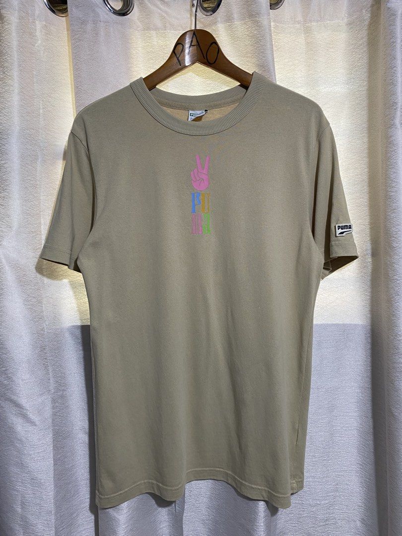 Puma Downtown Graphic shirt (Category: Tshirts & Polo Shirts ) located in Davao. Submitted by VapenDrip (Listing ID 1468359349, Image 2). Description: Puma Downtown Graphic shirt 29.5x19 Excellet condition 300+sf.