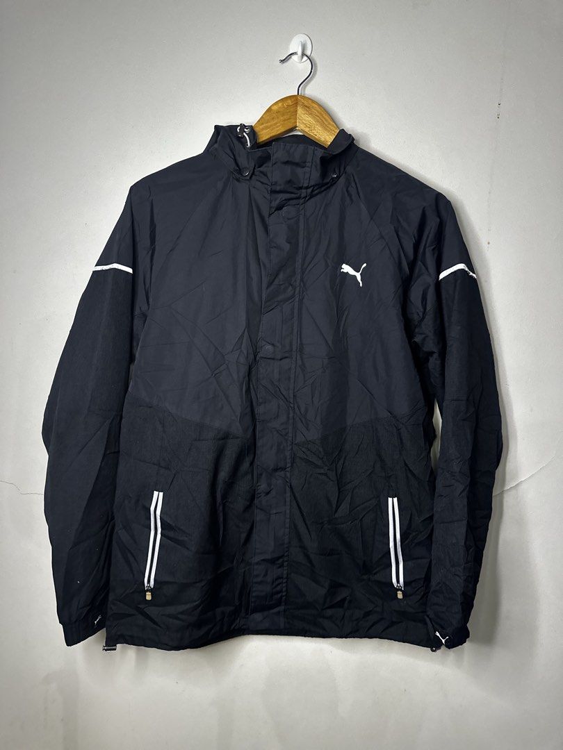 PUMA WINDBREAKER (Category: Coats, Jackets and Outerwear) located in Molave. Submitted by thriftmate13 (Listing ID 1468458612, Image 1). Description: .