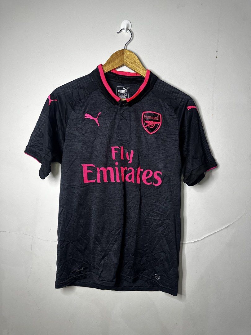 PUMA X ARSENAL (Category: Tshirts & Polo Shirts ) located in Molave. Submitted by thriftmate13 (Listing ID 1468443887, Image 1). Description: .