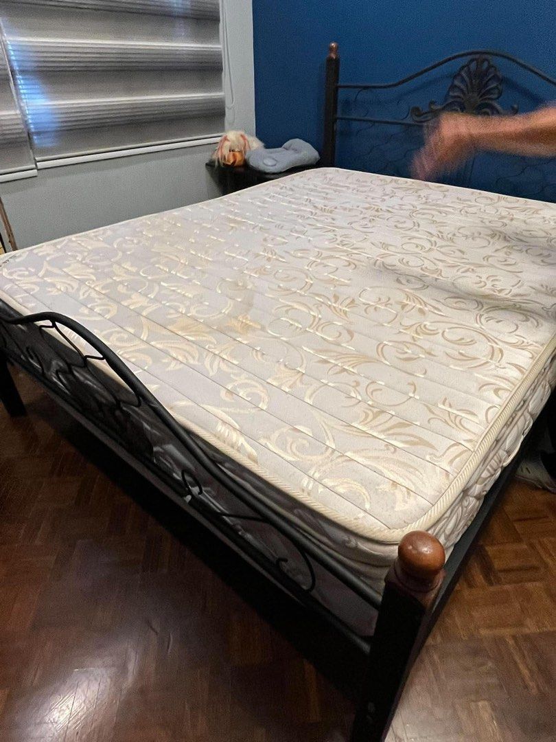 Queen Size Bed Frame - Metal (Category: Bed Frames & Mattresses) located in Makati City. Submitted by metriccoldwar26 (Listing ID 1468353263, Image 3). Description: For Sale: Bed Frame - Queen Size Made of Metal and Wood Accent (Solid) Loc: Paranaque/Pasay Price: 6,500.