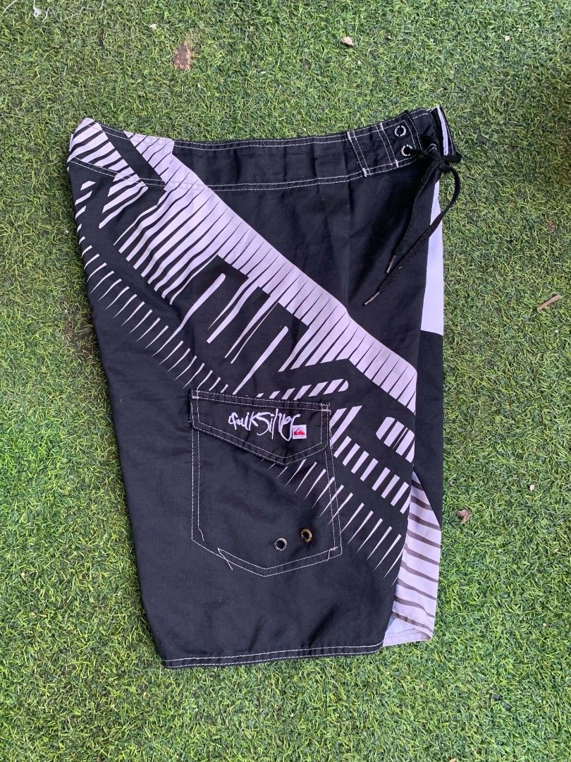 Quicksilver Boardshort (Category: Shorts) located in Carmen. Submitted by fukqueazz (Listing ID 1468462557, Image 2). Description: Quicksilver W 30-32/ L 22 Good Condition Authentic Sign of Usage 📍Cebu JnT Express Mop:Gcash.
