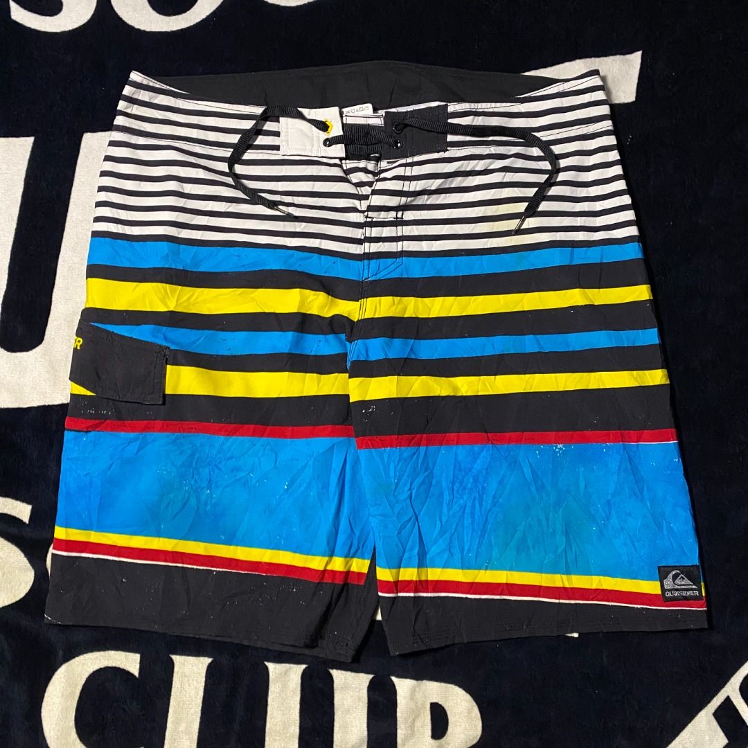 Quiksilver board shorts (Category: Swim Trunks & Board Shorts) located in Las Pinas. Submitted by all_details_posted (Listing ID 1468456803, Image 1). Description: size: 36 | lenght: 21.8.