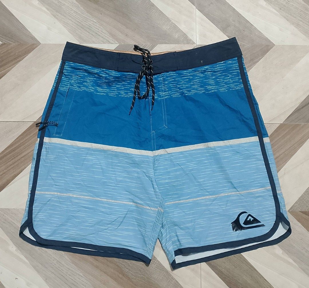 Quiksilver Dry Flight Board Shorts (Category: Swim Trunks & Board Shorts) located in Davao. Submitted by thrifttayo (Listing ID 1468389553, Image 1). Description: Size 36 on tag W 34-36 L 18 No Issue Excellent-New Condition .