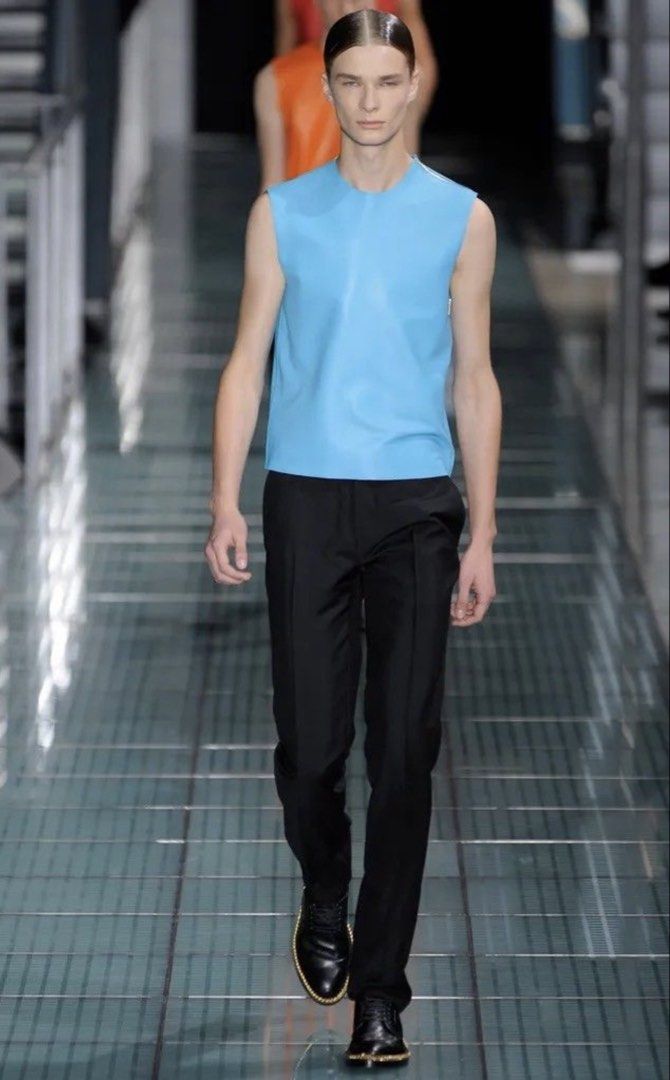 Raf Simons - S/S’12 Runway - Leather - Side & Shoulder zip (Category: Vests) located in Cavite. Submitted by asianluxe (Listing ID 1468432282, Image 3). Description: Raf simons - ss12 runway - Black Leather- Flat Measurements! 20 inches armpit to armpit 25.5 inches length 16.5 inches shoulder to shoulder 14.5 inches chest 20 inches hem excellent condition Very presentable 10/10 condition Authentic Archive raf simons If u interested my item, Drop 