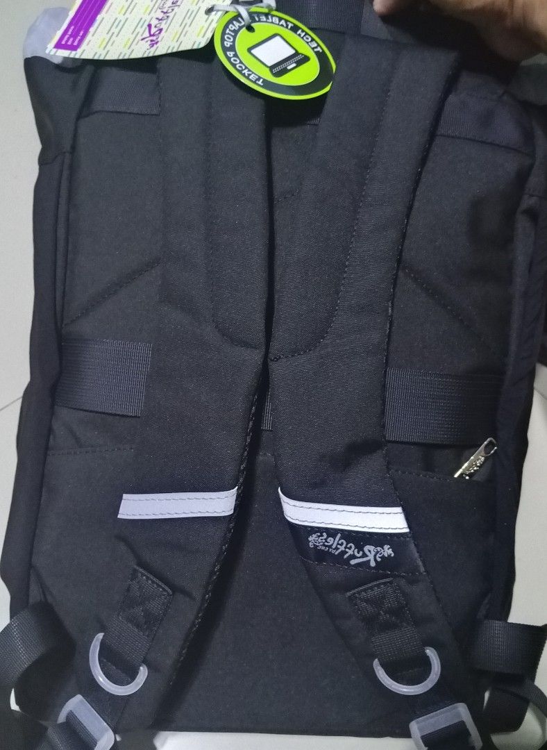 Raffles back pack (Category: Backpacks) located in Manila. Submitted by mangie12 (Listing ID 1468468512, Image 2). Description: brand new nego sa sure buyer.
