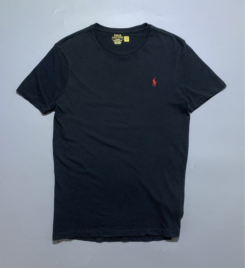 Ralph Lauren Black Plain Tee (Category: Activewear) located in Mabalacat. Submitted by thrift_trap (Listing ID 1468408503, Image 1). Description: Dimes: W18.5 x L27 (Size: M on tag) Condition: Excellent Issue (s): None Color rate: 9.5/10 Complete tags🏷️ Color may vary due lighting‼️.