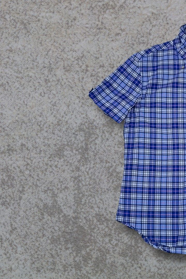 Ralph Lauren Plaid Button Up (Category: Tshirts & Polo Shirts ) located in Manila. Submitted by gmixgarments (Listing ID 1468495067, Image 2). Description: ‎DETAILS ‼️‼️ ‎ ‎Ralph Lauren Plaid Button Up ‎W:20 ‎L:28 ‎ ‎ ‎Color rate:10/10 ‎Condition:9/10 ‎Issue:None ‎ ‎Price:800 ‎ ‎ ‎🔹Metro Manila ‎🔹Manage your expectations ‎🔹All items are thrifted ‎🔹Color may vary due to lighting ‎🔹Payment first ‎🔹Cod available(Manila area) ‎🔹Shipping throug
