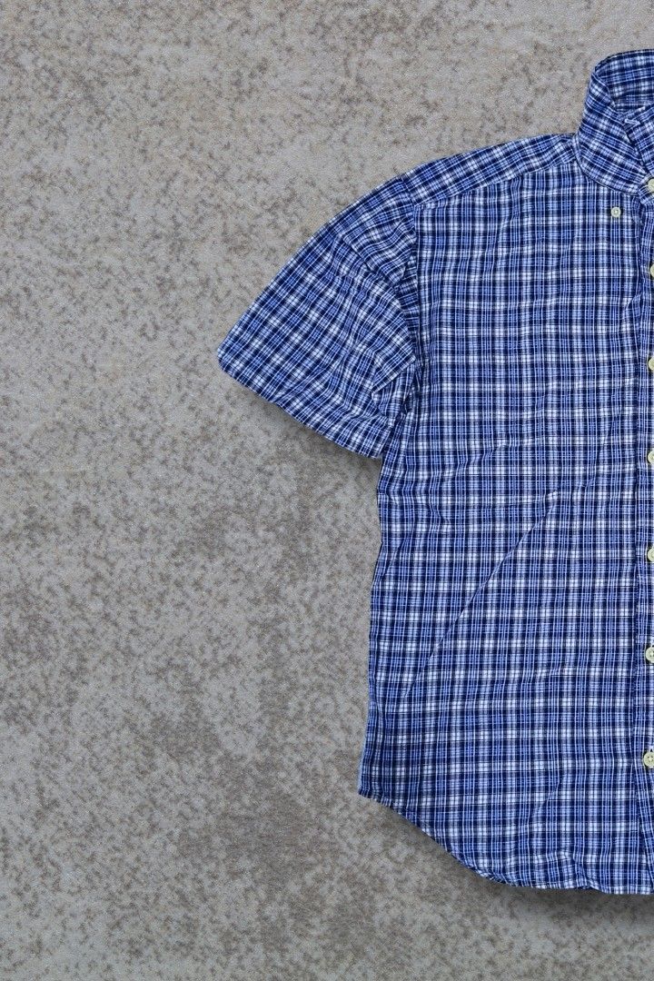 Ralph Lauren Plaid Button Up (Category: Tshirts & Polo Shirts ) located in Manila. Submitted by gmixgarments (Listing ID 1468495201, Image 2). Description: ‎DETAILS ‼️‼️ ‎ ‎Ralph Lauren Plaid Button Up ‎ ‎W:19 ‎L:26 ‎ ‎Color rate:10/10 ‎Condition:8/10 ‎Issue:None ‎ ‎Price:550 ‎ ‎ ‎🔹Metro Manila ‎🔹Manage your expectations ‎🔹All items are thrifted ‎🔹Color may vary due to lighting ‎🔹Payment first ‎🔹Cod available(Manila area) ‎🔹Shipping throug