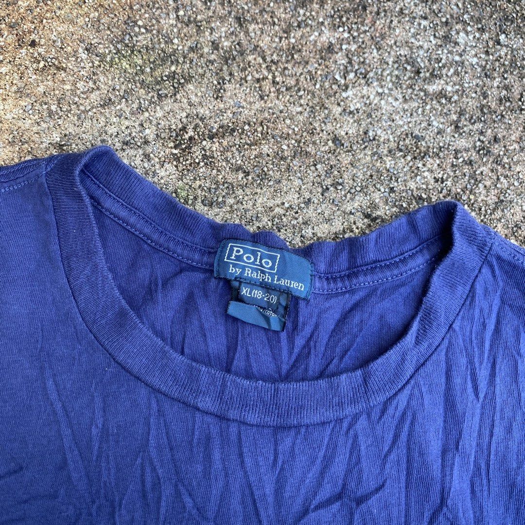 RALPH LAUREN T SHIRT (Category: Formal Shirts) located in Cavite. Submitted by markie128 (Listing ID 1468333927, Image 3). Description: Ralph Lauren t shirt Youth xl 20x26 Excellent condition No issue 880 + SF 📌.