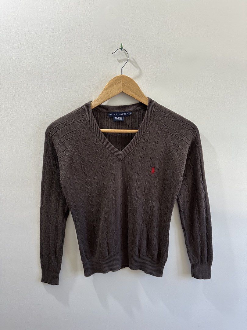 Ralph Lauren V-neck Cable Knit Sweater (Category: Coats, Jackets and Outerwear) located in Baguio. Submitted by .daryl (Listing ID 1468348371, Image 1). Description: 17 width 21 length .