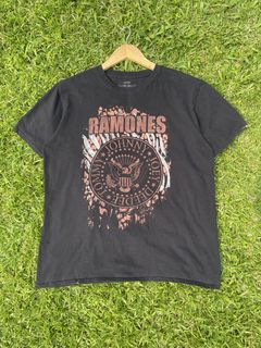 (Category: ) located in . Submitted by SWF.vintage (Listing ID 1468414213, Image 1). Description: .