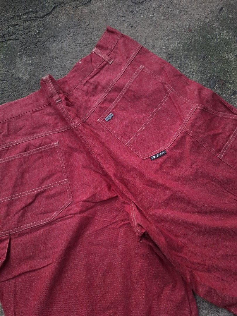 RANDOM BURGUNDY CARPENTER JORTS - SIZE: 44 (Category: Shorts) located in Manila. Submitted by bonaobrag55538 (Listing ID 1468340629, Image 3). Description: DIMES: 44*24.5*15 EXCELLENT CONDITION NO ISSUE.