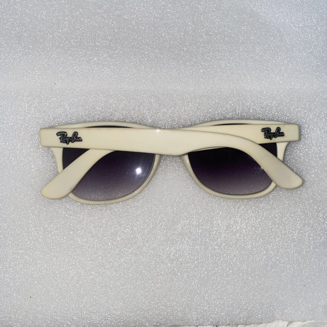 Ray Ban (Category: Sunglasses & Eyewear) located in Bulacan. Submitted by jexmd (Listing ID 1468295867, Image 2). Description: .