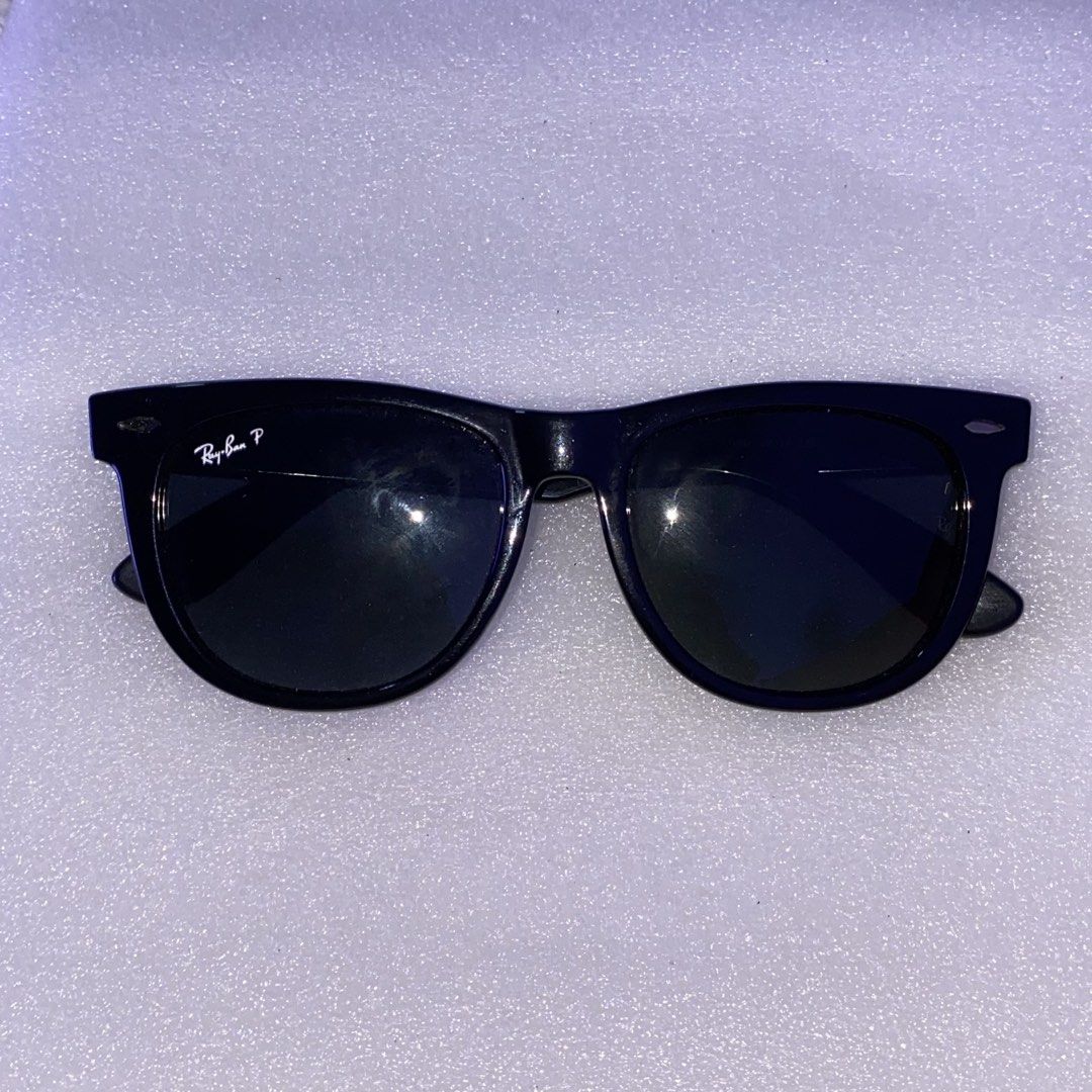 Ray Ban Sunglasses (Category: Sunglasses & Eyewear) located in Bulacan. Submitted by jexmd (Listing ID 1468296836, Image 1). Description: .