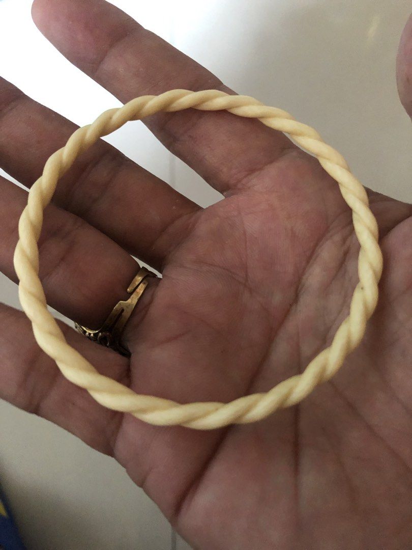 Real ivo bangle (Category: Bracelets) located in Manila. Submitted by anneverz (Listing ID 1468394366, Image 2). Description: Real ivo bangle Dainty Cod/cop lbc .