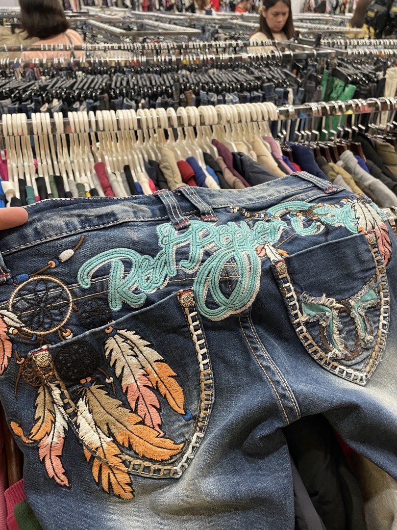 Red pepper (Category: Jeans) located in Lucena. Submitted by riyizthriftz (Listing ID 1468330563, Image 1). Description: Red pepper jeans Size 27 Good condition .