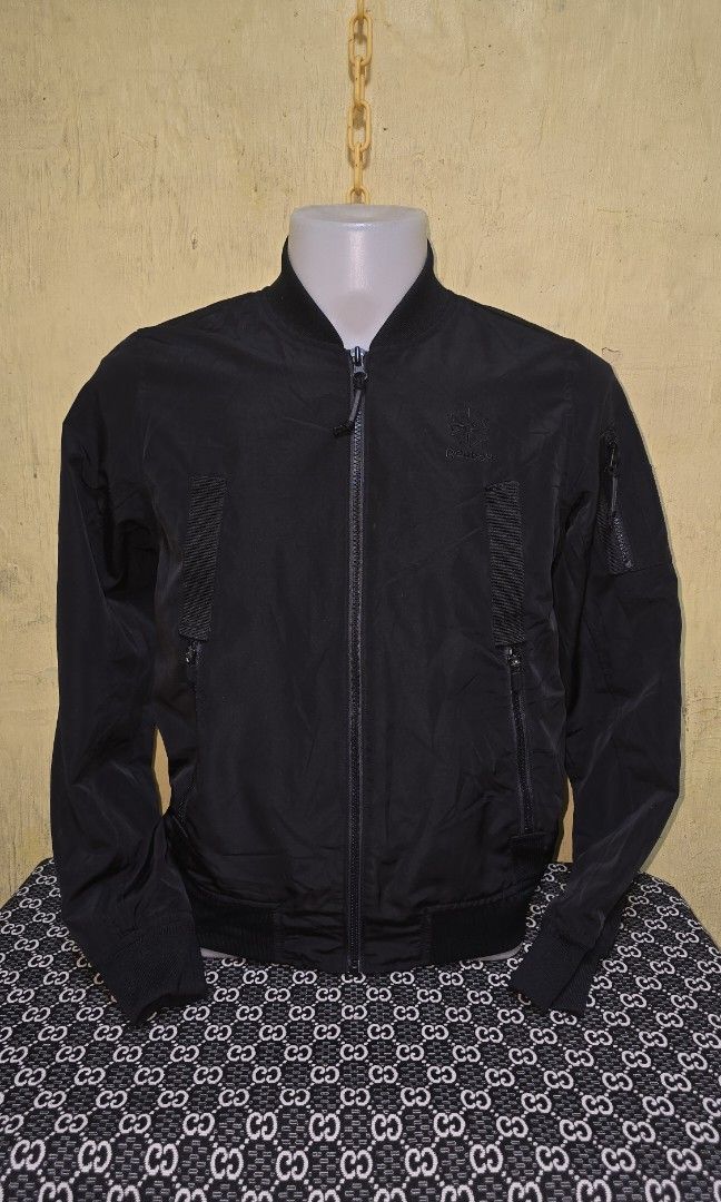 Reebok Bomber Jacket (Category: Coats, Jackets and Outerwear) located in Hinigaran. Submitted by thrift_street_6106 (Listing ID 1468428783, Image 1). Description: Reebok Bomber Jacket Dimes'20"25 Small To Medium. Solid To pang rides. Good as new. No issue..