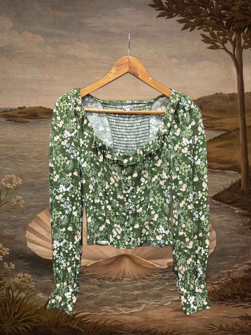 Reformation floral long sleeve (Category: Activewear) located in Dasmarinas. Submitted by thrifteefinds (Listing ID 1468397746, Image 1). Description: Reformation floral long sleeve Size: 34EUR 22W 23L Excellent condition M/Mine: 500 DM: Name | Contact | Address & Brgy Please comment MINE only if you’re 100% sure and ready to pay. No return or exchange .