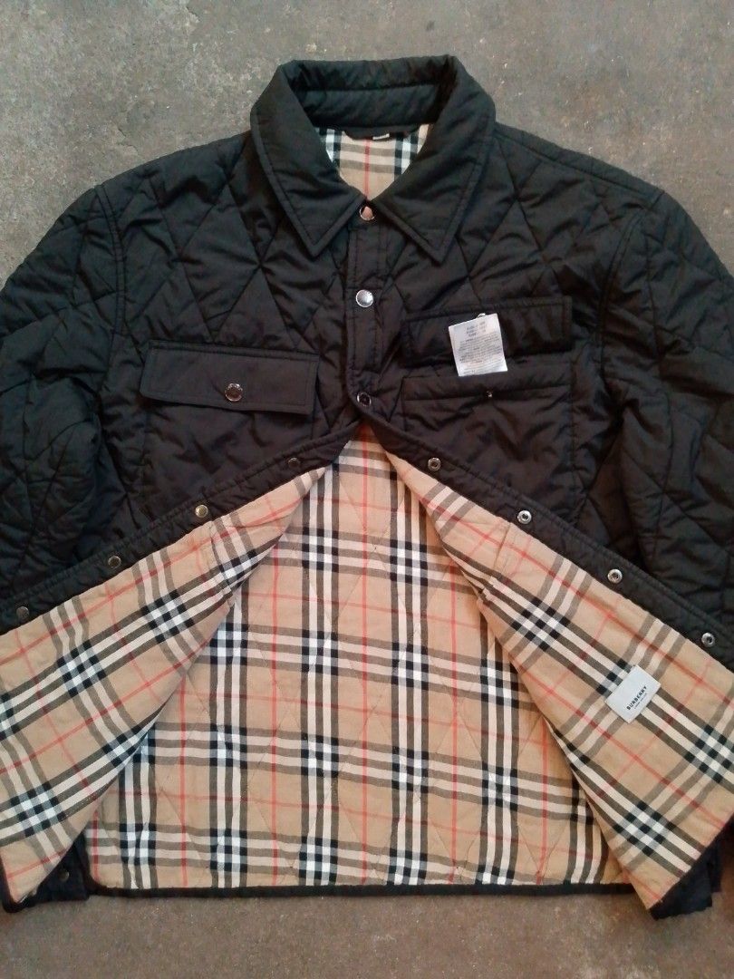 Reversible Quilted Nylon (Category: Coats, Jackets and Outerwear) located in Antipolo. Submitted by _justdropby.ph (Listing ID 1468422328, Image 1). Description: 24width 27length made in Thailand XL on tag.