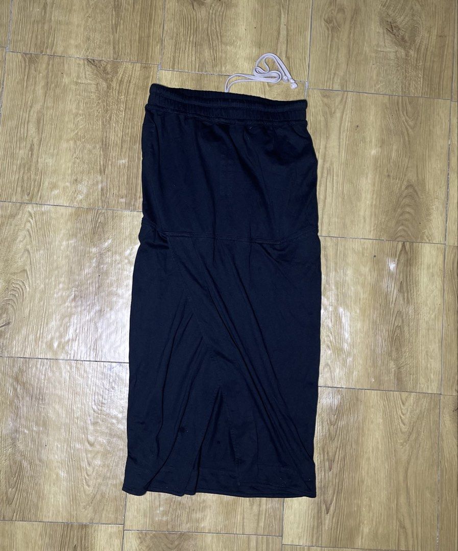 Rick Owens (Category: Skirts) located in Tacloban City. Submitted by susthriftshop (Listing ID 1468438182, Image 2). Description: Darkshadow rickowens Doubles slit Excellent condition No issue aside missing main label .