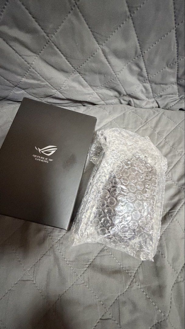 ROG Strix Impact Wired Mouse (Category: Mouse & Mousepads) located in Paranaque City. Submitted by viragocollective.ph (Listing ID 1468477642, Image 2). Description: ROG Strix Impact Wired Mouse - came with the brand new laptop - unused with the box included Delivery: Lalamove/GrabExpress Payment Method: Gcash/Gotyme.