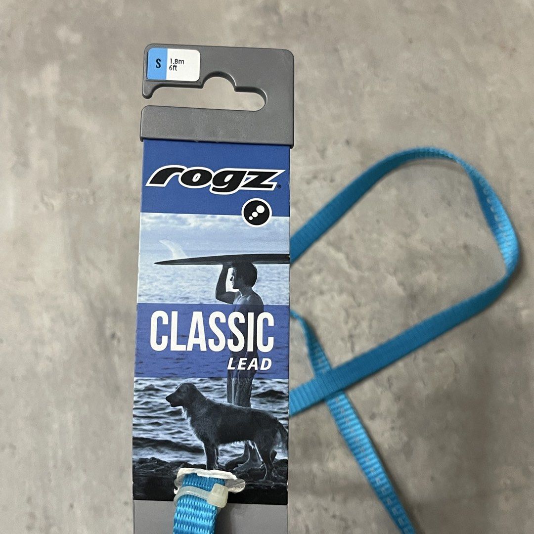 Rogz Utility Classic Dog / Cat Lead Small Turquoise (Category: Homes & Other Pet Accessories) located in General Trias. Submitted by abellu (Listing ID 1468385564, Image 2). Description: - Brand new with original store tag and packaging - Color: Vibrant turquoise blue - Size: Small (1.8 meters / 6 feet long) - Weight capacity: Ideal for dogs weighing 8 to 14 kg - Material: Highly durable nylon webbing - Hardware: Sturdy metal snap hook with an ex