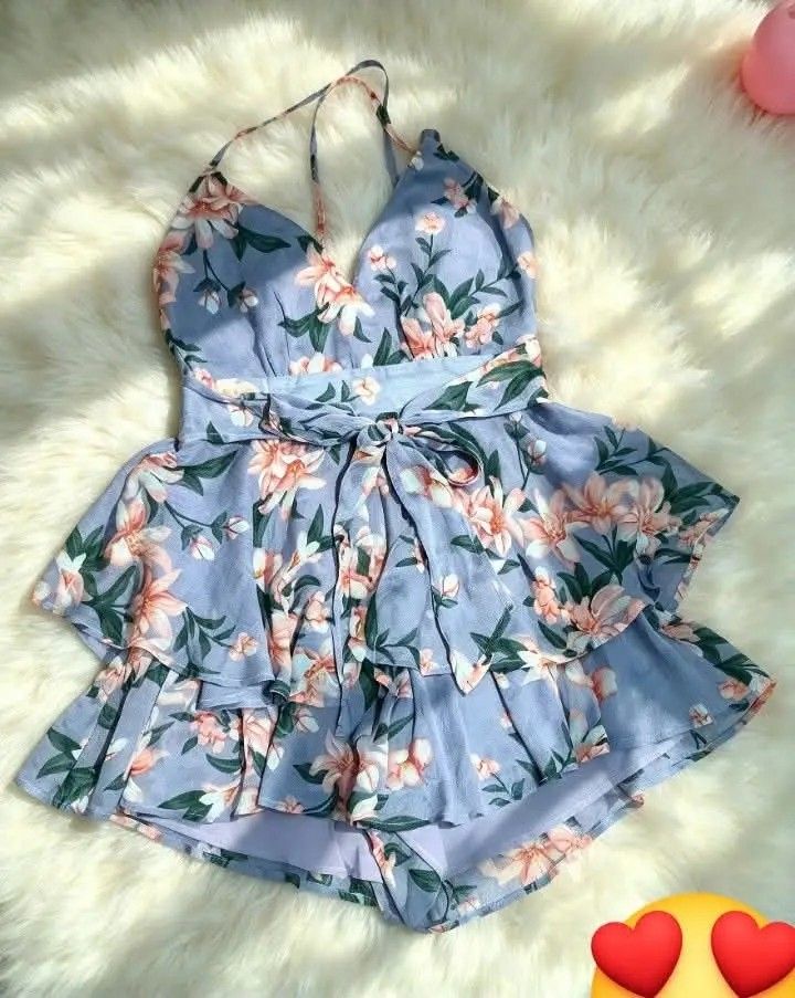 Rompers and over all (Category: Rompers) located in Manila. Submitted by ayen_8 (Listing ID 1468414170, Image 1). Description: With tag iba Start 150 to 300 only Small to large.